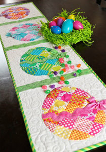 56844: Shabby Fabrics SF48575 Patchwork Easter Egg Table Runner Pattern
