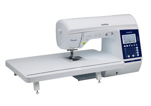 94813: Brother Pacesetter PS700 Sewing & Quilting Machine, 180 built-in sewing stitches, Quilters Bundle (a $300 value)