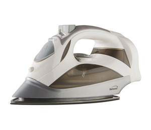 Brentwood MPI-59W Steam Iron With Retractable Cord - White