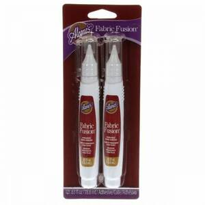 Aleene's 28070A Fabric Fusion Fusible Web Glue Pen 2pk