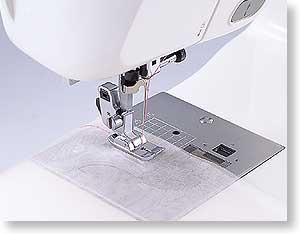 Brother SA167 Straight Stitch Metal Foot for up to 7mm Stitch Width Machines