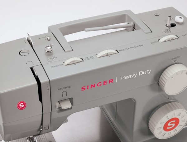 Singer 32-Stitch Sewing Machine 4432CL - The Home Depot